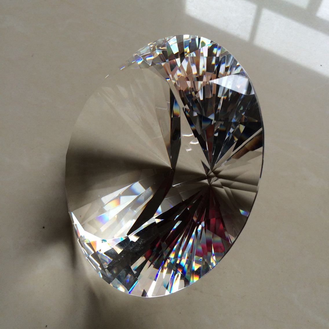 Прозрачный оптический Хрусталь – обзор и цена Paper Weight Crystal
