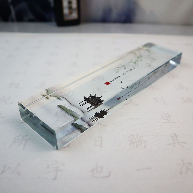 Стеклянный пресс-папье Традици – обзор и цена Book Weight Glass